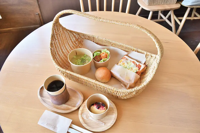 ※函館新聞提供※お空とことり1.jpg