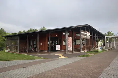 ※函館新聞社撮影※八雲町情報交流物産館丘の駅.JPG