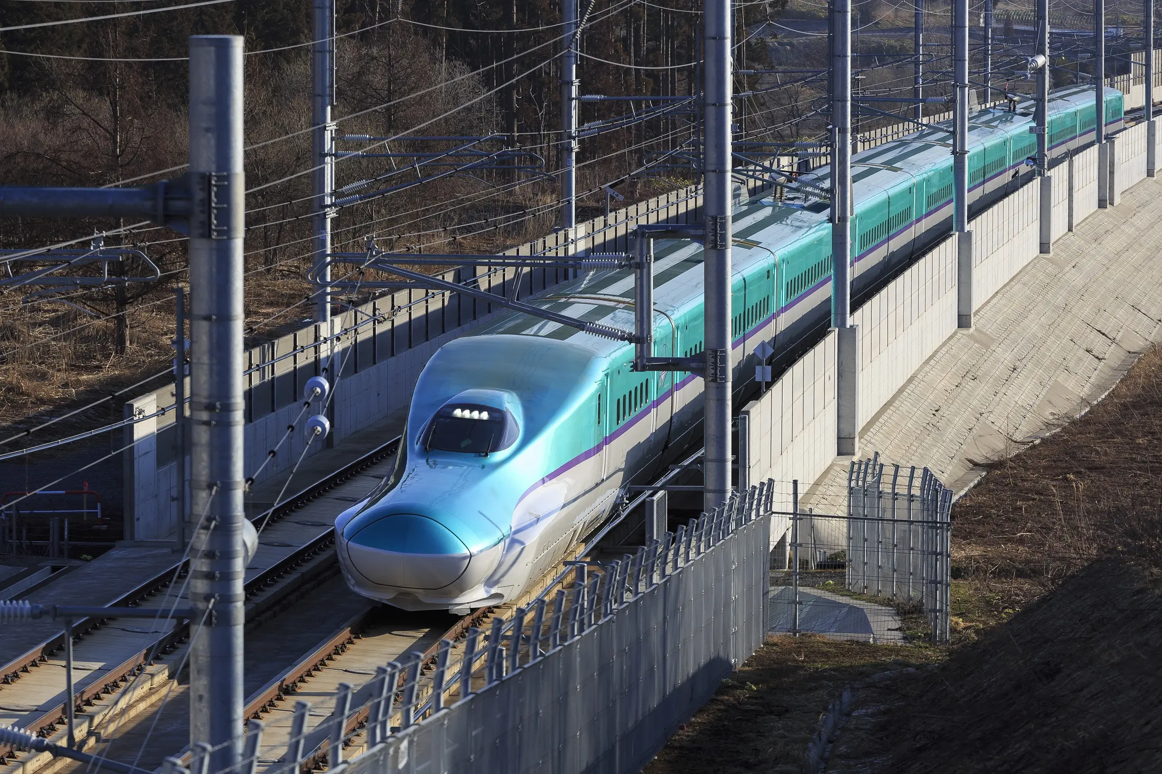 ※函館の観光画像※The_Hokkaido_Shinkansen.jpg