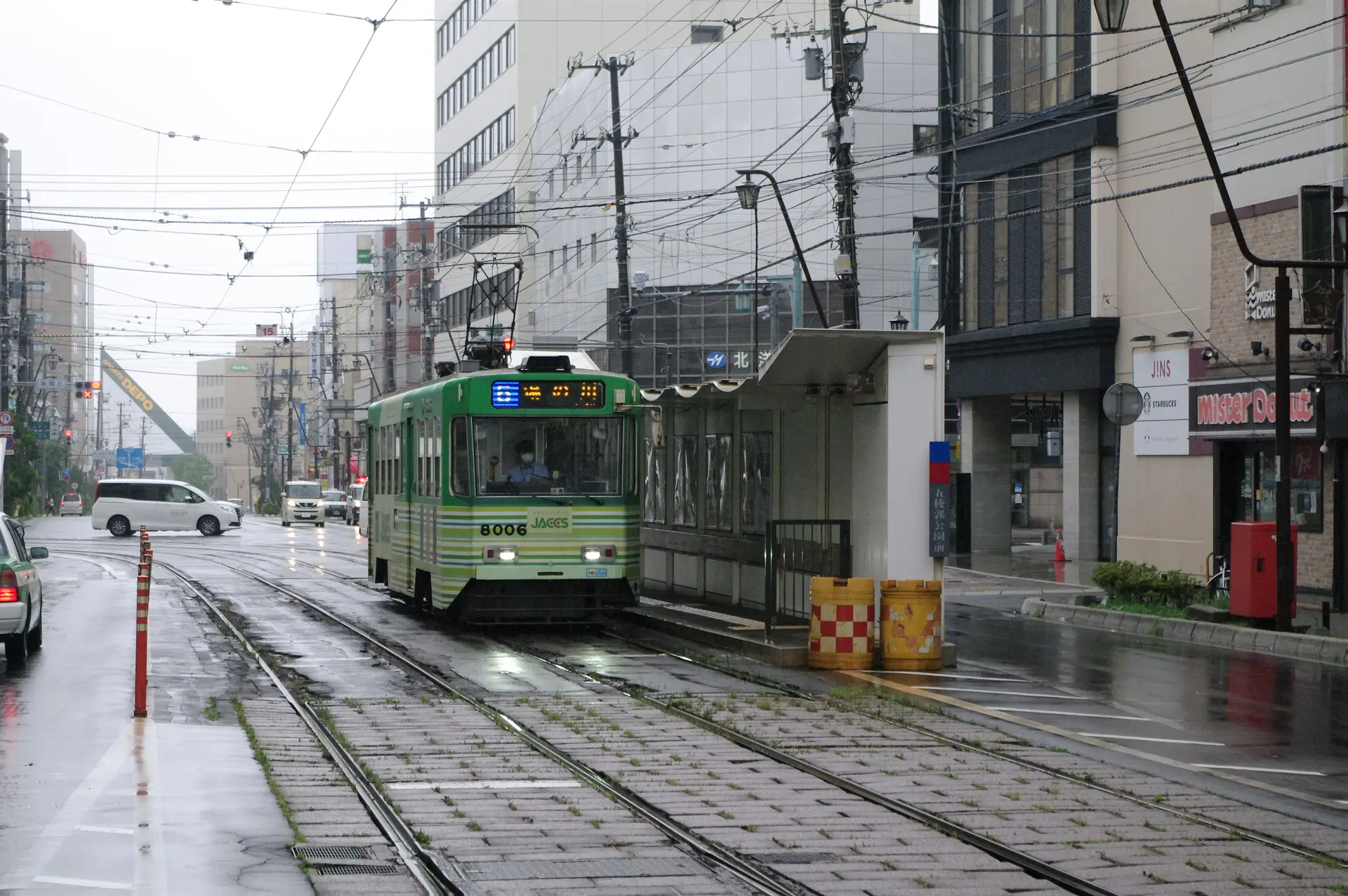 市電「五稜郭公園前」 スポット一覧 はこぶら