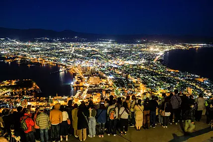 The_night_view_from_Mt_Hakodate-2-1MB.jpg