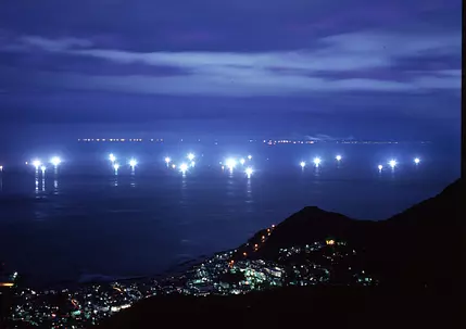 The_night_view_from_Mt_Hakodate-6.jpg