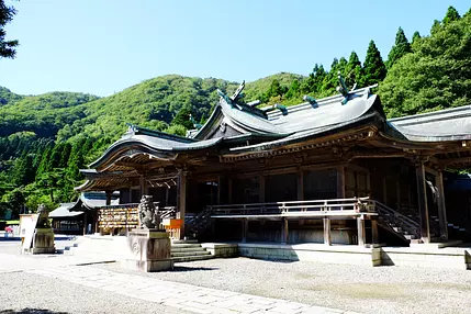 Hakodate_Hachimangu_Shrine-1.jpg