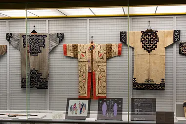 ※函館の画像ライブラリー※Ainu_Culture(Native_Clothing).jpg