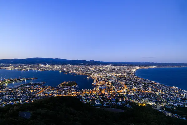 ※函館の画像ライブラリー※The_night_view_from_Mt_Hakodate-4-10MB.jpg